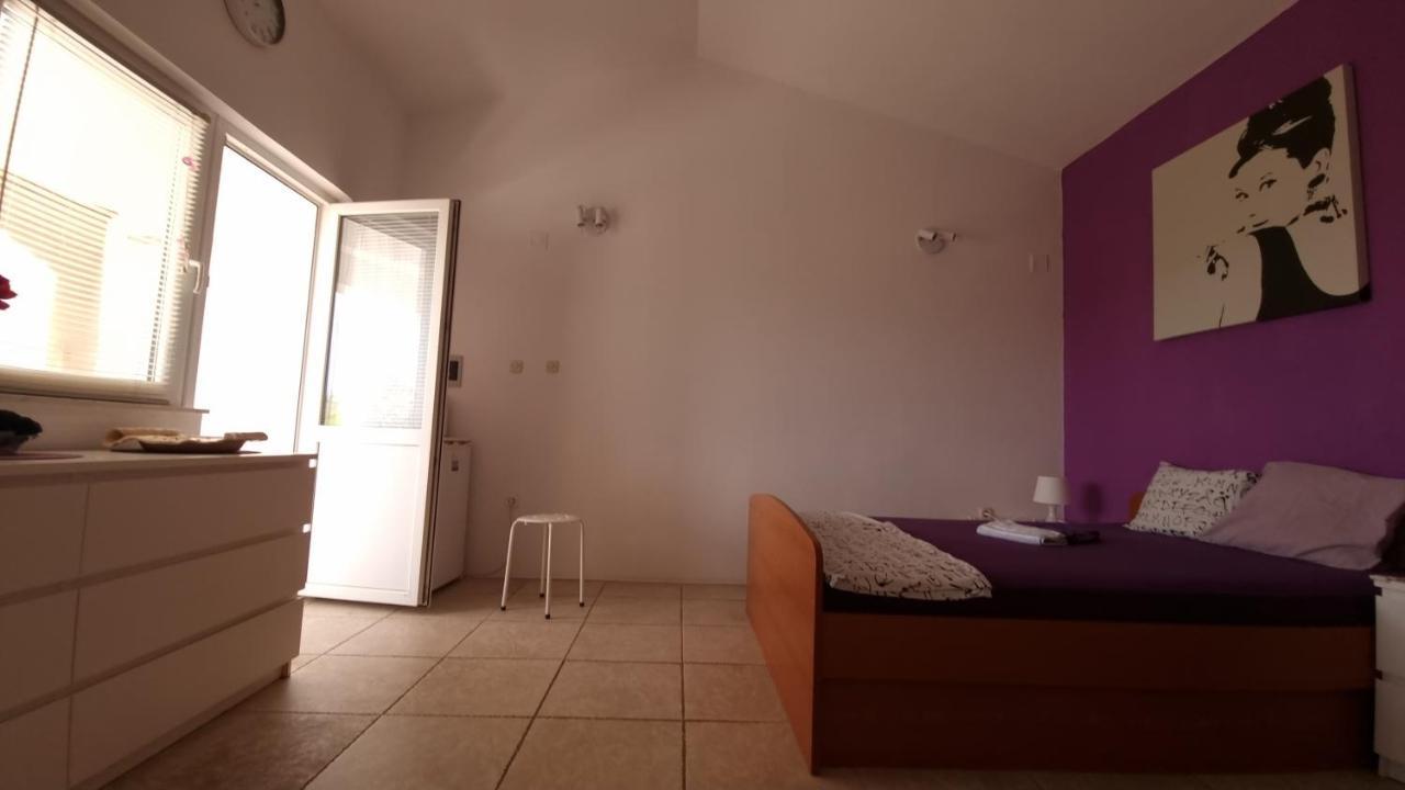 Arts Room Jasmina With Sea View Bikers And Pets Are Welcome Starigrad Paklenica Luaran gambar